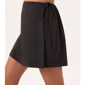 NWT Girlfriend Collective Black Skort